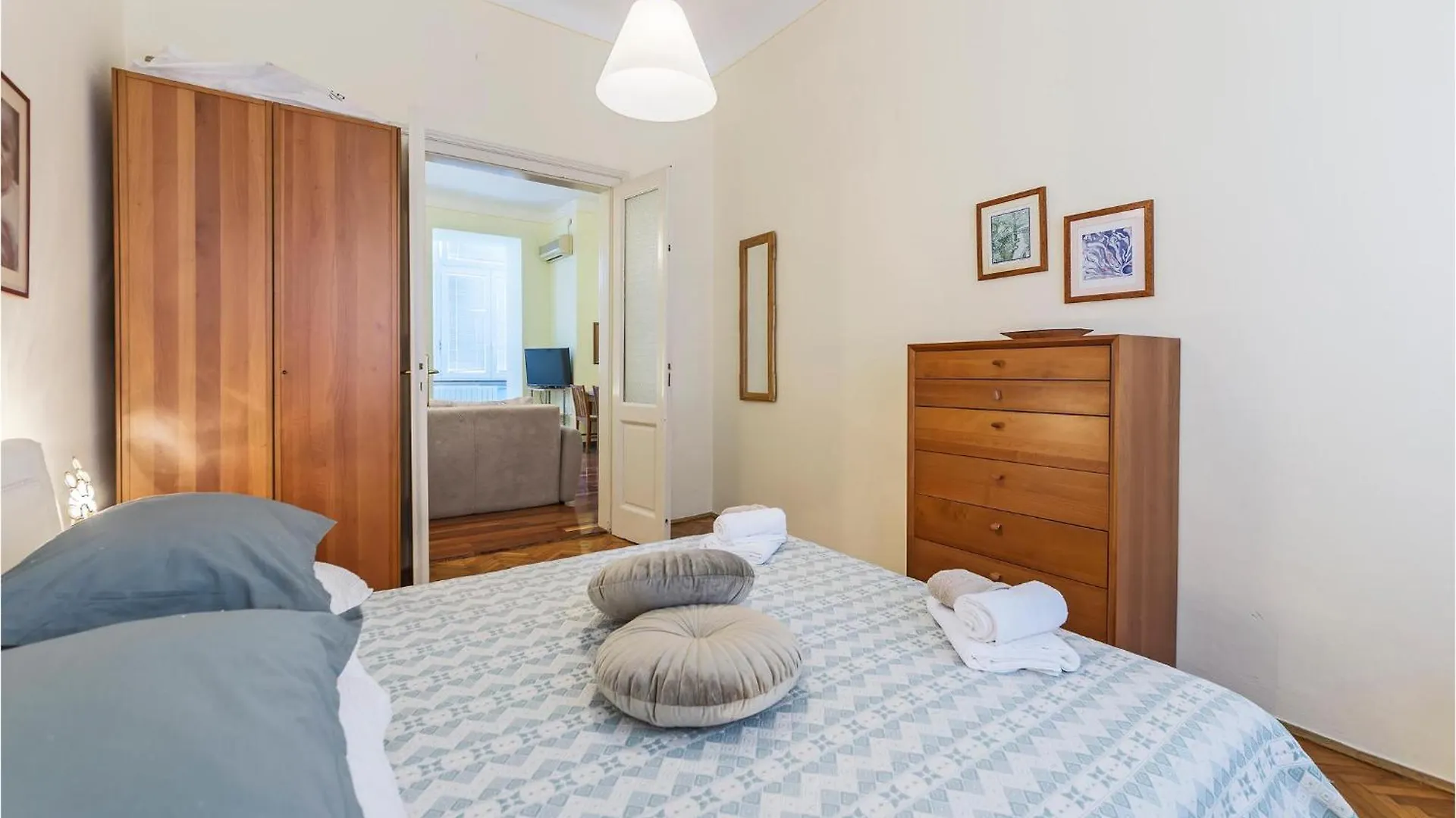 Lovely Apartment In Pula With Kitchen